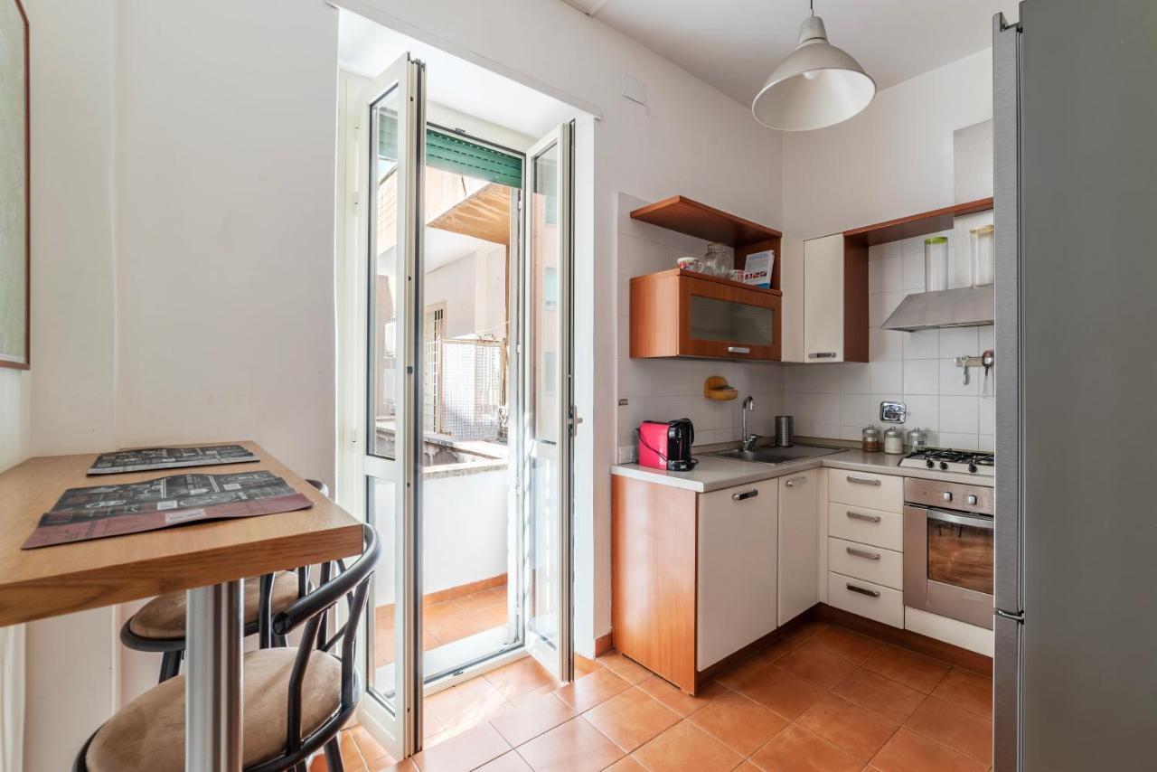 Rione Prati Comfy Apartment Рим Экстерьер фото